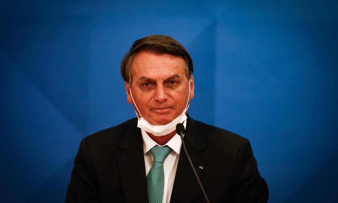 O presidente Jair Bolsonaro falou sobre aplicação do spray nasal para casos graves de Covid-19 em março de 2021 Foto: Pablo Jacob/Agência O Globo/01-06-2021