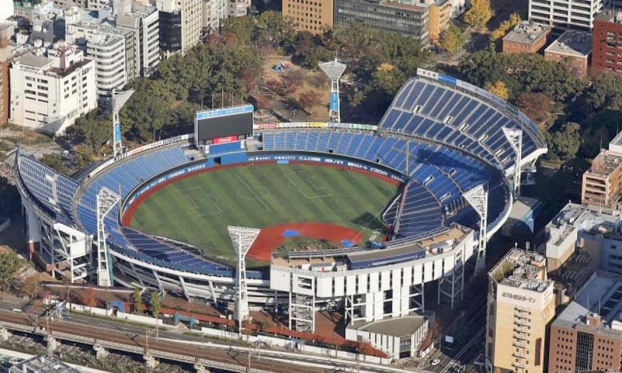 Localizado no Parque de Yokohama, o estádio de beisebol de Yokohama é o primeiro multifuncional do Japão. Também serve como sede de um dos times de beisebol profissional do Japão. Vai abrigar o beisebol e o softball, com capacidade para 35 mil pessoas Foto: Divulgação
