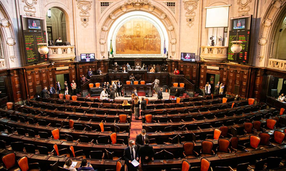 Sessão da Assembleia Legislativa do Rio: LDO foi aprovada Foto: Hermes de Paula / Agência O Globo