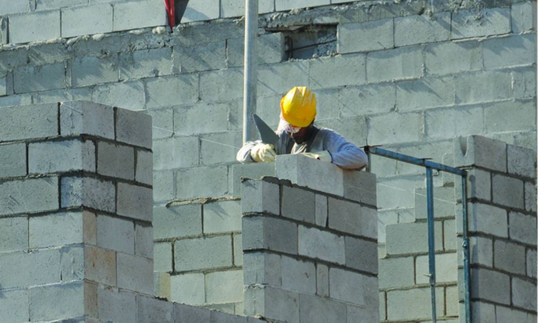 Blocos de concreto ajudam a reduzir despesas com acabamentos Foto: Agência O Globo