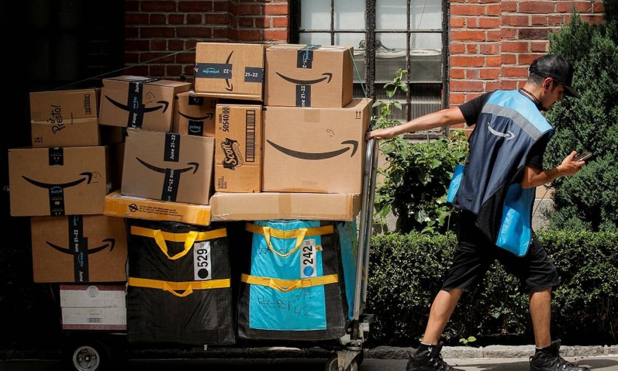 'Fui despedido por um robô': como a Amazon deixa máquinas decidirem o ...
