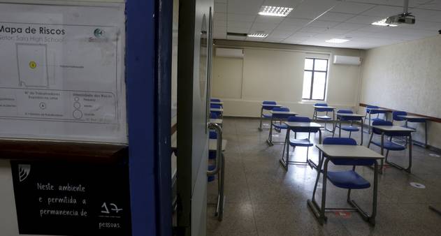 No 2º semestre, alunos querem parte das aulas presenciais e parte à distância, diz pesquisa de universidades privadas - Vimarsana News