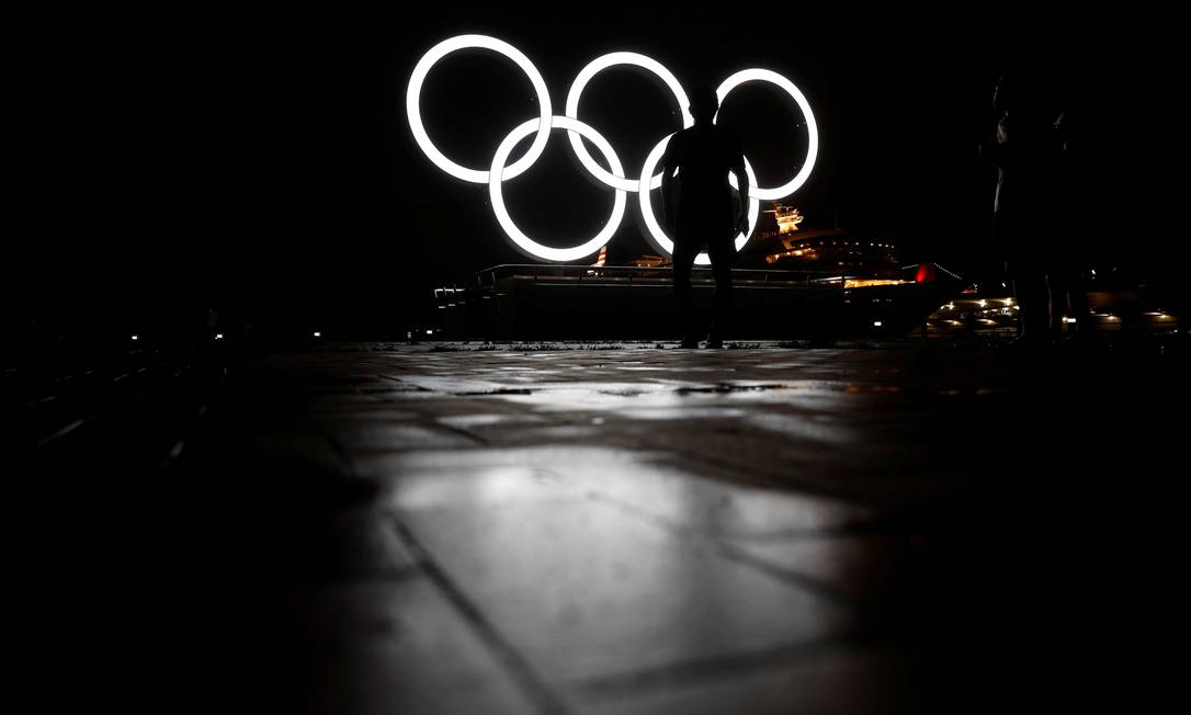 Anéis olímpicos em Yokohama Foto: KIM KYUNG-HOON / REUTERS