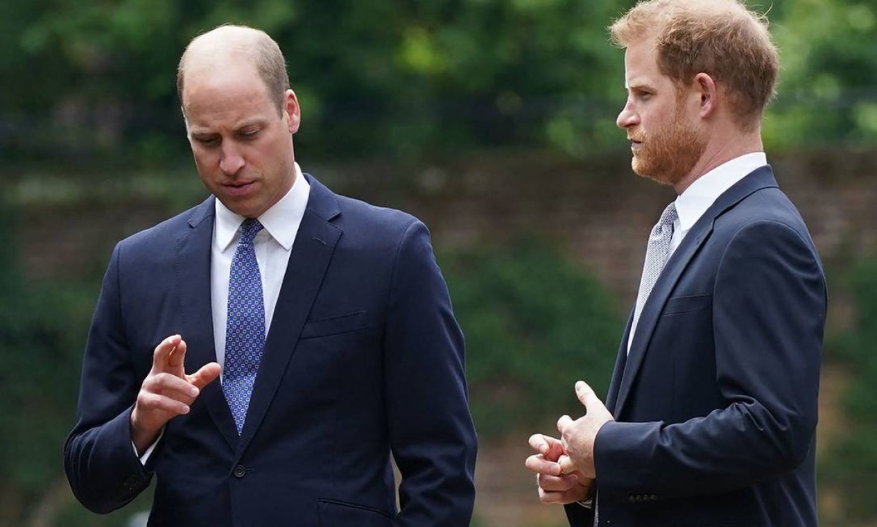 Veja foto do reencontro entre os príncipes William e Harry, do Reino ...