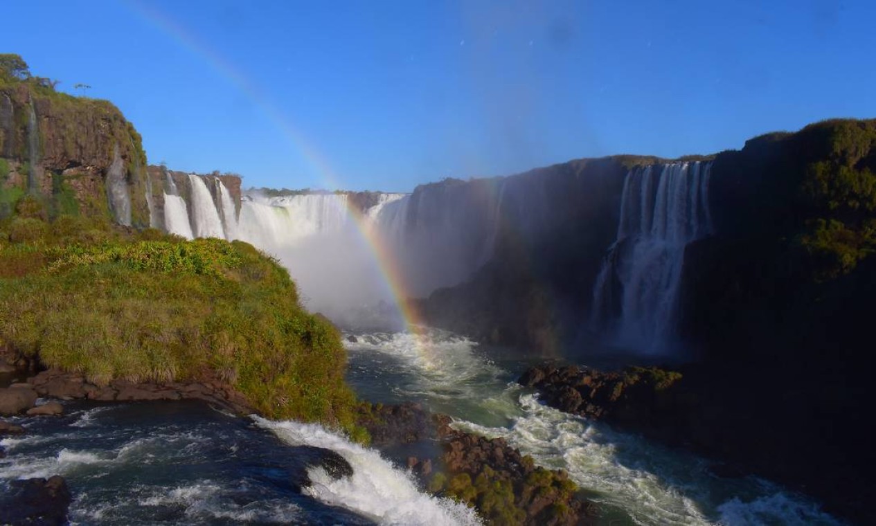As quedas d'águas das Cataratas do Iguaçu após a estiagem, com vazão praticamente normalizada Foto: Mateus Oliveira/Divulgação
