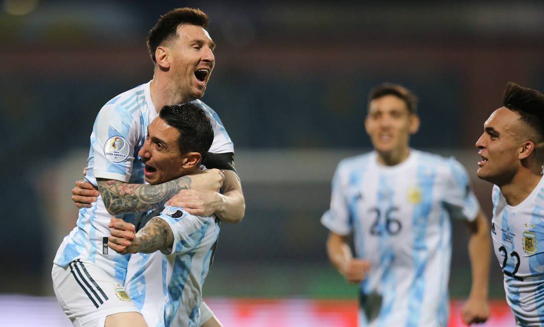 Messi comemora gol em partida contra o Equador Foto: DIEGO VARA / REUTERS