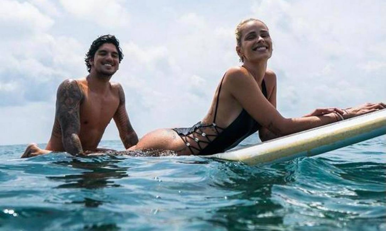 Medina e Yasmin; mulher de surfista foi barrada de Jogos Olímpicos Foto: Reprodução/Redes Sociais