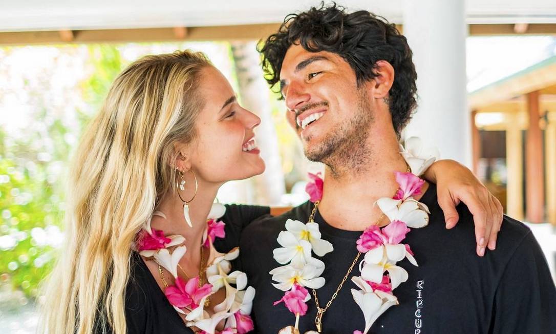 O surfista Gabriel Medina e a esposa Yasmin Brunet Foto: Reprodução/Instagram