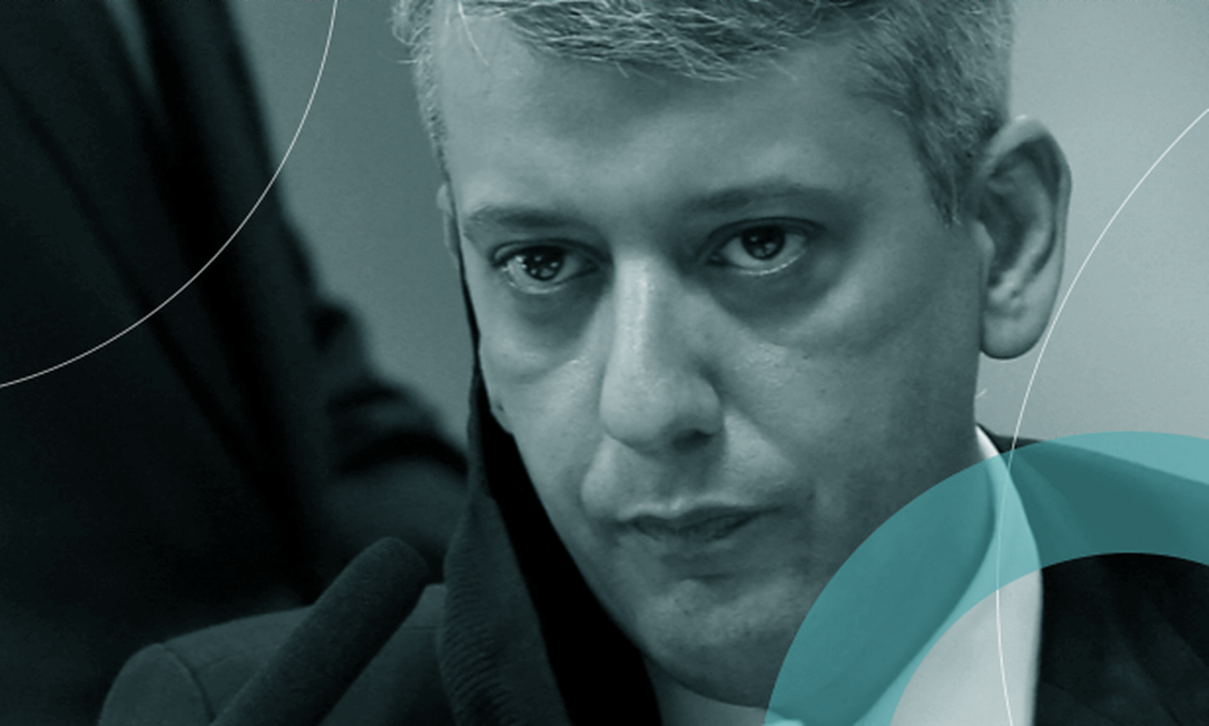 Ex-diretor de Logística do Ministério da Saúde Roberto Ferreira Dias na sessão da CPI da Covid em que foi preso acusado de ter mentido em depoimento / Crédito: Adriano Machado / Reuters