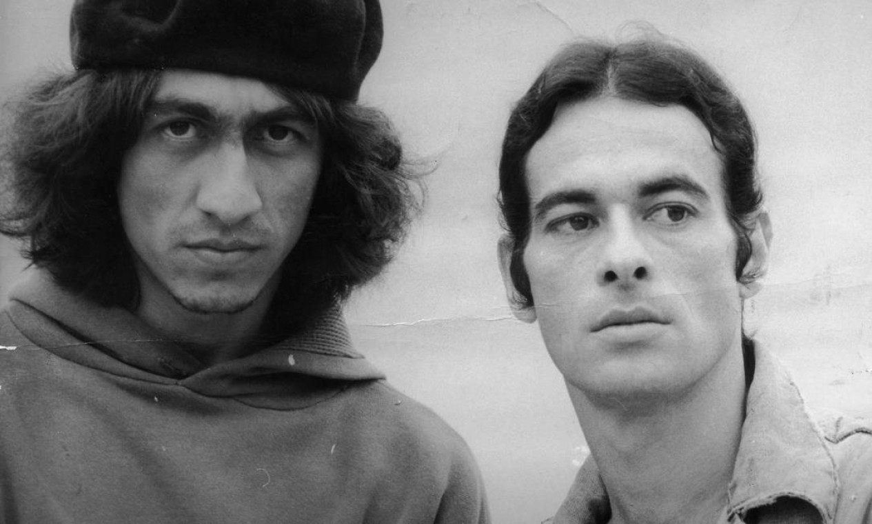 Ney e Raimundo Fagner, em 1975. Eles gravaram juntos o compacto com as músicas "Postal de amor" e "Ponta do lápis" Foto: Divulgação