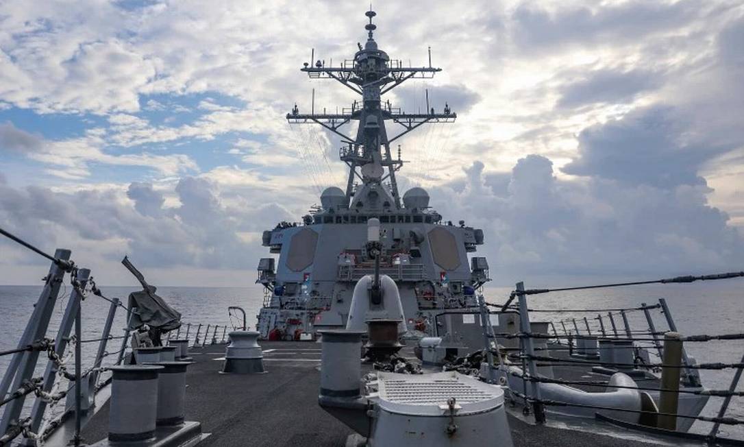 USS Benfold, navio de guerra americano que a China afirma ter expulsado das proximidades das Ilhas Paracel nesta segunda-feira Foto: Reprodução / Marinha dos EUA
