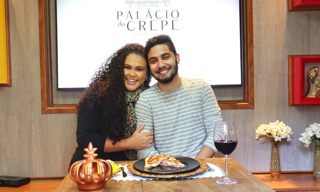 Noelle Carneiro e Gabriel Arantes são namorados e sócios no Palácio do Crepe Foto: Divulgação/Leandro Caetano
