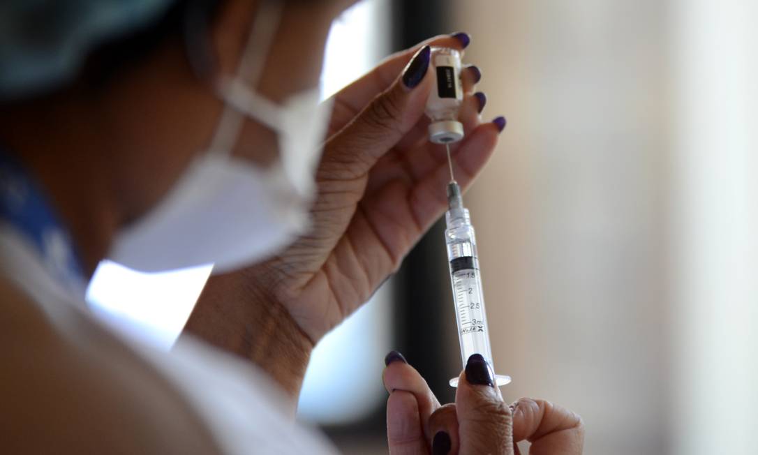 Vacina da Janssen aplicada no Rio de Janeiro Foto: FramePhoto / Agência O Globo