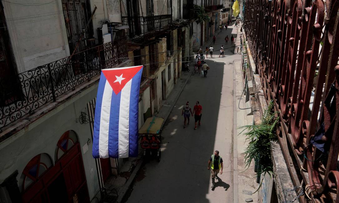 Centro histórico de Cuba ficará mais movimentado com a reabertura de bares e restaurantes Foto: ALEXANDRE MENEGHINI / REUTERS