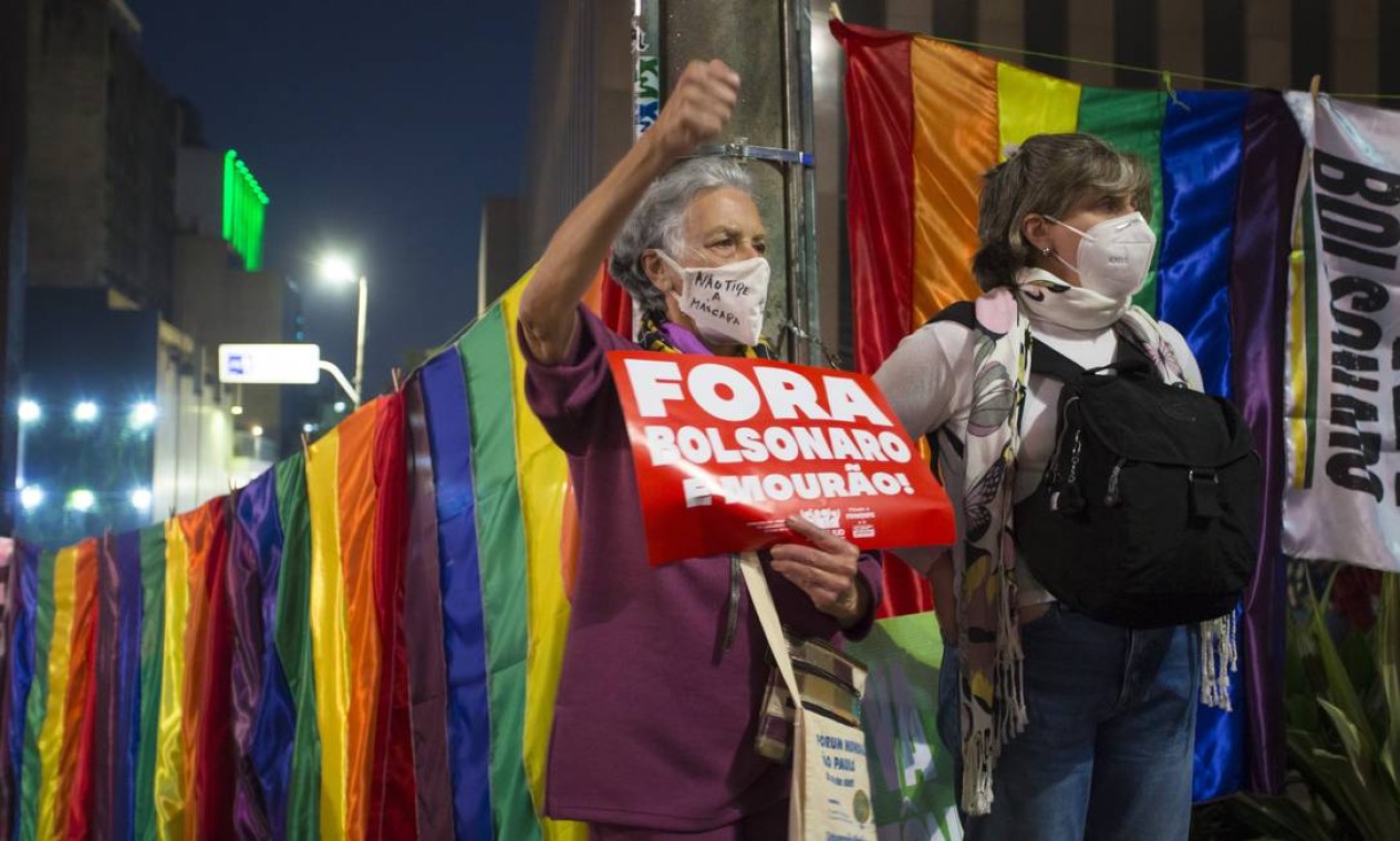 Cores do movimento LGBTQIA+ no protesto em São Paulo Foto: Edilson Dantas / Edilson Dantas/Agência O Globo