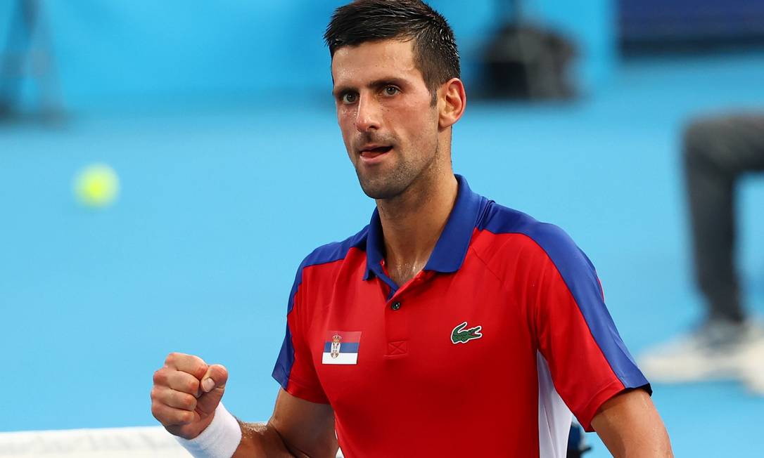  Novak Djokovic comemora vitória sobre o espanhol Alejandro Davidovich. Foto: MIKE SEGAR / REUTERS