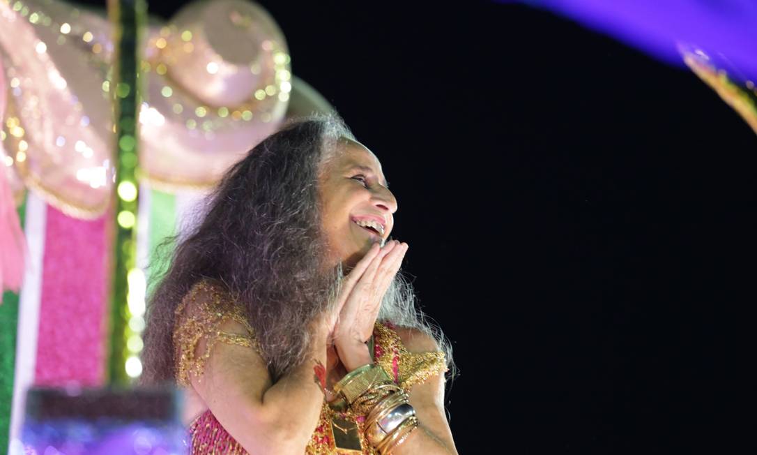 No desfile da Mangueira, em sua homenagem, em 2016 Foto: Marcelo Theobald