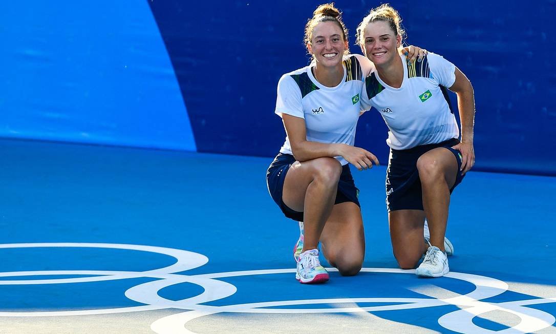 Dupla brasileira perde na semifinal do tênis e agora luta pelo bronze