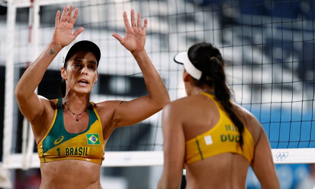 Vôlei de praia: Duplas brasileiras se recuperam e vencem seus jogos nos  Jogos Olímpicos de Tóquio - ISTOÉ Independente
