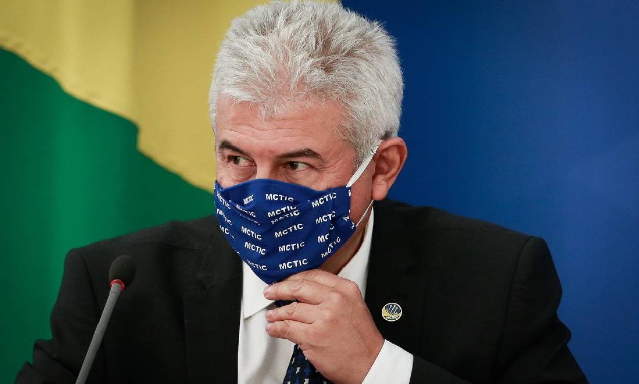 Apesar dos elogios de Bolsonaro, Marcos Pontes acumula insucessos