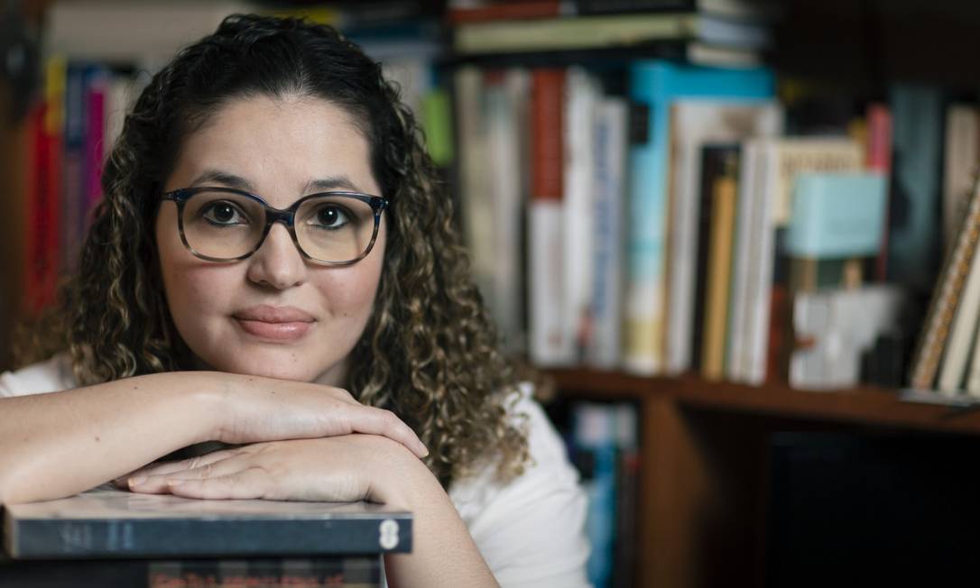 Gabriella Figueredo é apaixonada pelos livros Foto: Leo Martins / Agência O Globo