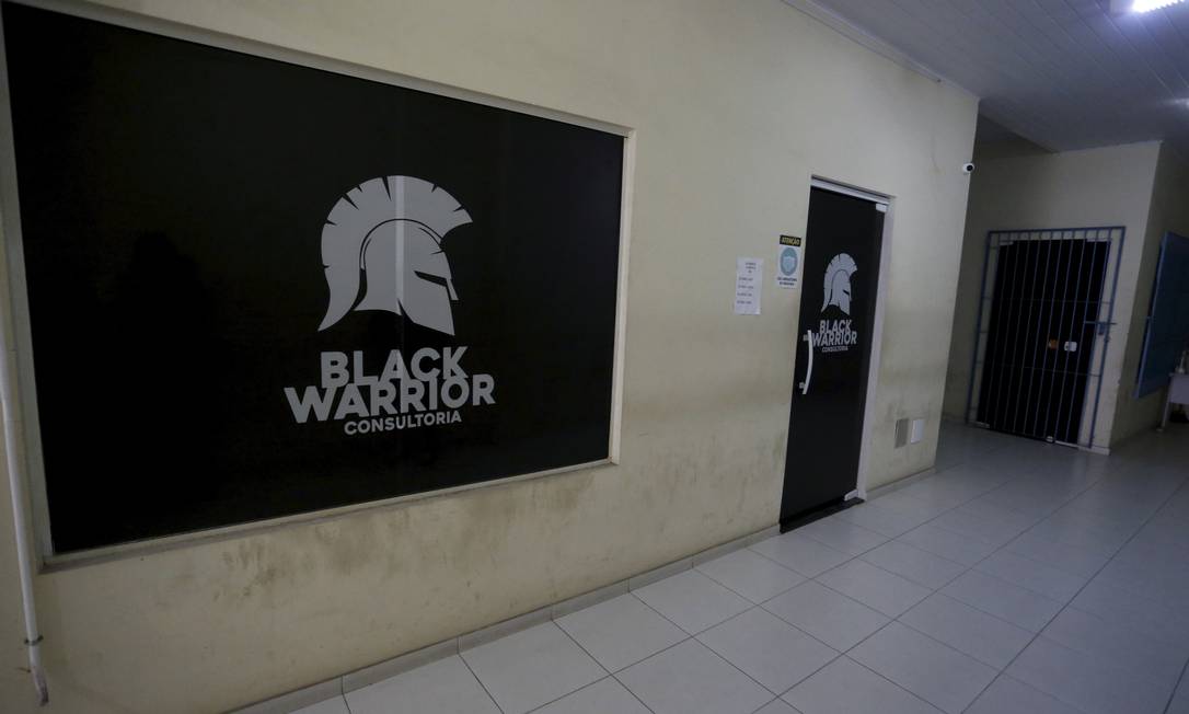 Consultoria Black Warrior fechada após acusações de lesar centenas de pessoas em Cabo Frio Foto: FABIANO ROCHA / Agência O Globo