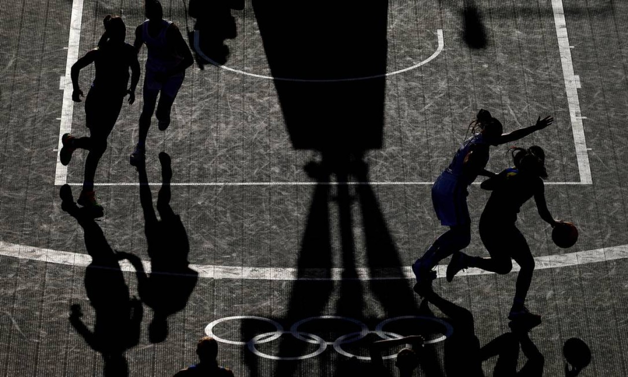 França e Romênia em partida do grupo A de basquete Foto: ANDREW BOYERS / REUTERS