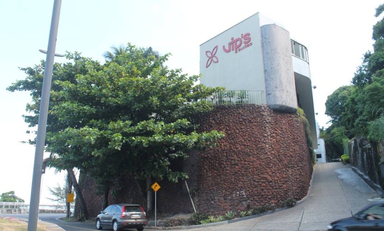 O motel Vip’s, na Avenida Niemeyer, no Rio de Janeiro: nome é uma homenagem aos três filhos do proprietário, Vera, Ignácio e Pantaleão Foto: Ciça Guedes / Ciça Guedes