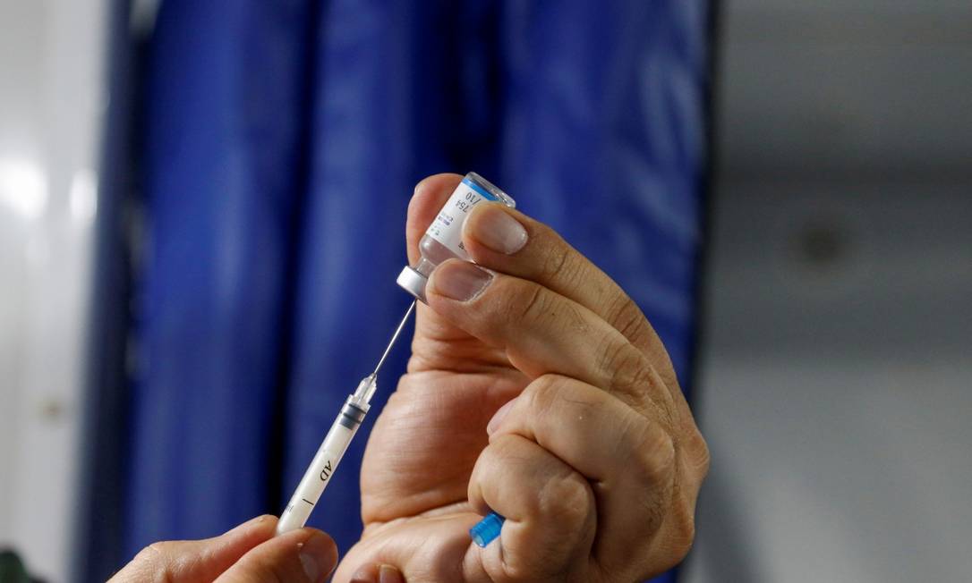 Enfermeira é suspeita de aplicar doses falsas da Covid-19 na Alemanha (Imagem meramente ilustrativa) Foto: AHMED SAAD / REUTERS