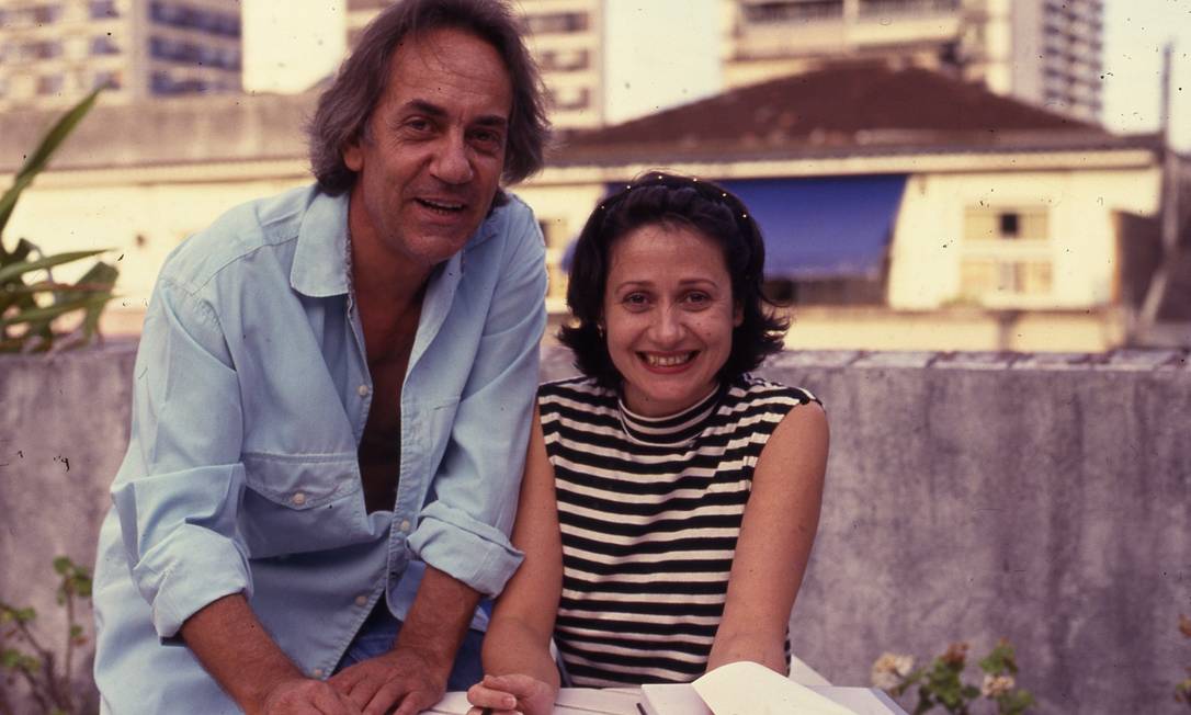 Em 1991, Paulo José e Zezé Polessa, que foi sua cônjuge entre 1989 e 1997 Foto: Arquivo O Globo / Agência O Globo