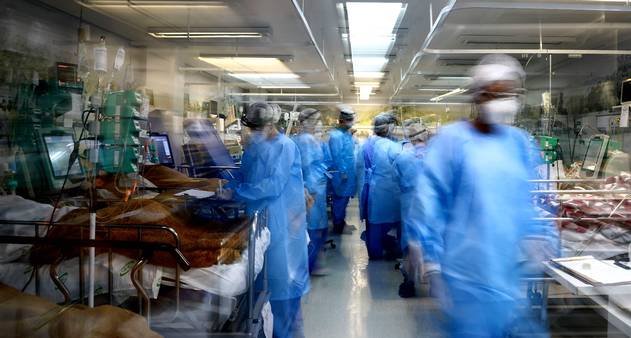 Surto de Covid deixa 4 mortos e 73 infectados em hospital de Porto Alegre - Vimarsana News