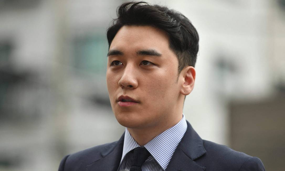 Seungri: ex-cantor de K-pop é condenado a três anos de prisão na Coreia do Sul