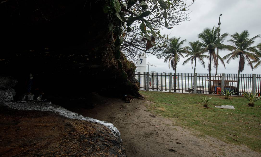 O local, no Parque Garota de Ipanema, no Arpoador, onde o corpo de Sérgio Stamile foi encontrado Foto: Brenno Carvalho / Agência O Globo