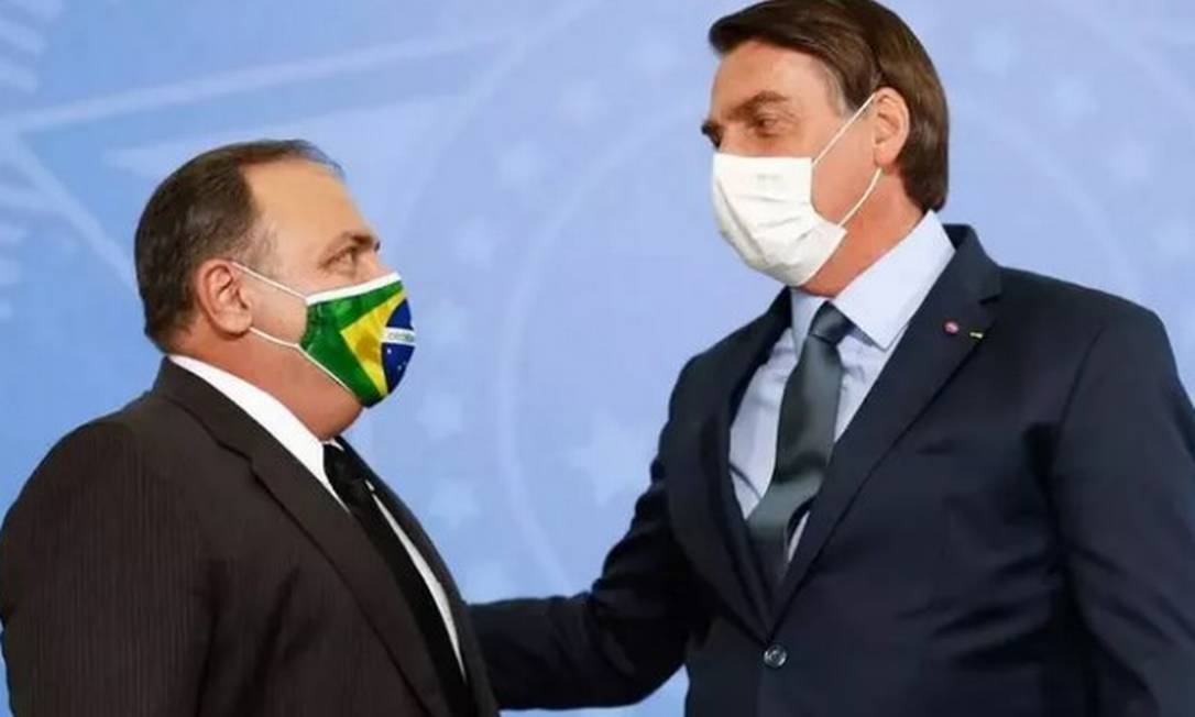 O ex-ministro Eduardo Pazuello e o presidente Jair Bolsonaro Foto: Divulgação / Presidência da República