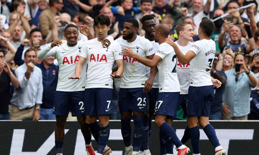 Tottenham enfrenta surto de Covid-19 e tem vários jogadores e elementos do  staff infetados – Observador