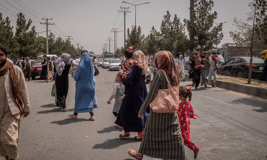 Os Estados Unidos se juntaram a 20 países e à União Europeia na exigência de que os direitos das mulheres afegãs sejam protegidos e na promessa de enviar ajuda humanitária e outro tipo de apoio "para garantir que suas vozes possam ser ouvidas" Foto: Jim Huylebroek / NYT