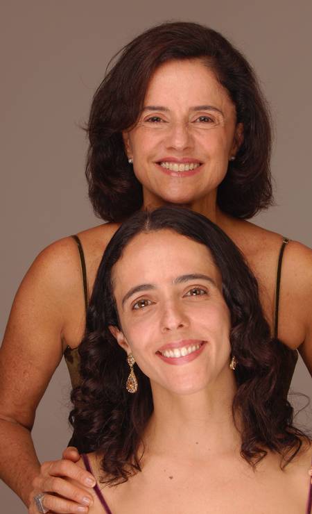 Marieta Severo e sua filha Silvia Buarque Foto: Bia Guedes / Agência O Globo - 28/04/2006