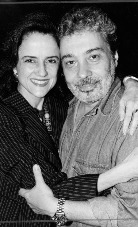 Marieta e o amigo e também ator Pedro Paulo Rangel Foto: Carlos Sadicoff / Arquivo - 31/05/1997