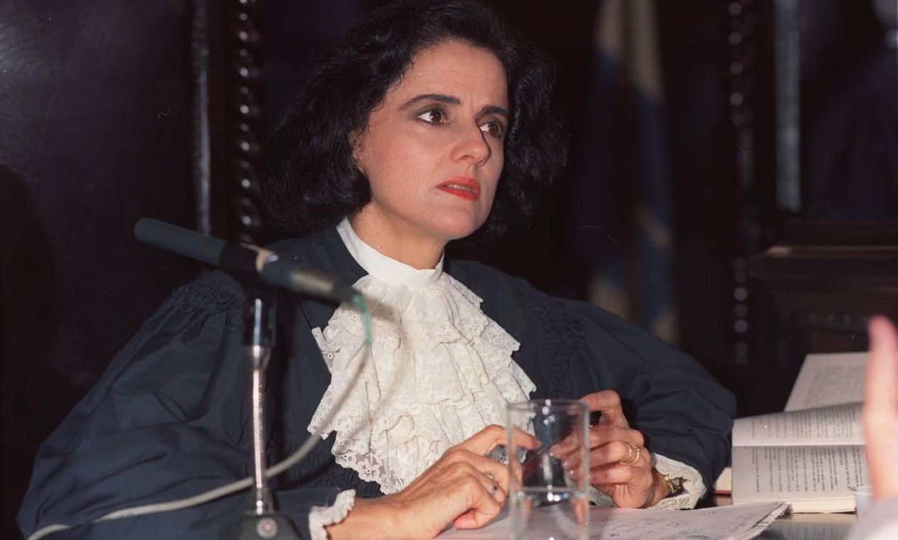 Marieta Severo no seriado "As Noivas de Copacabana" Foto: Irineu Barreto / Agência O Globo - 17/04/1992