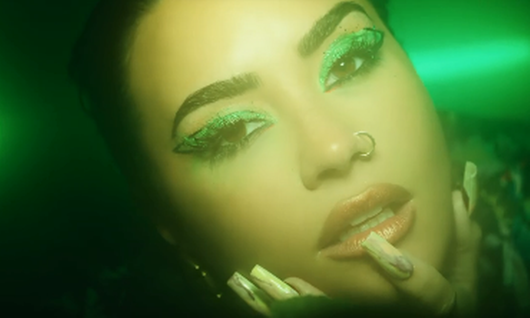 Demi Lovato Presenteia Fãs Com Videoclipe De Melon Cake Em Seu Aniversário Assista Jornal O 9299