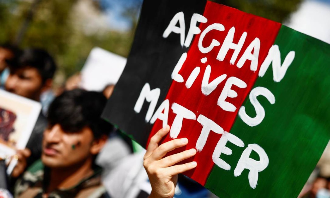 "Vidas afegãs importam" Foto: CHRISTIAN HARTMANN / REUTERS