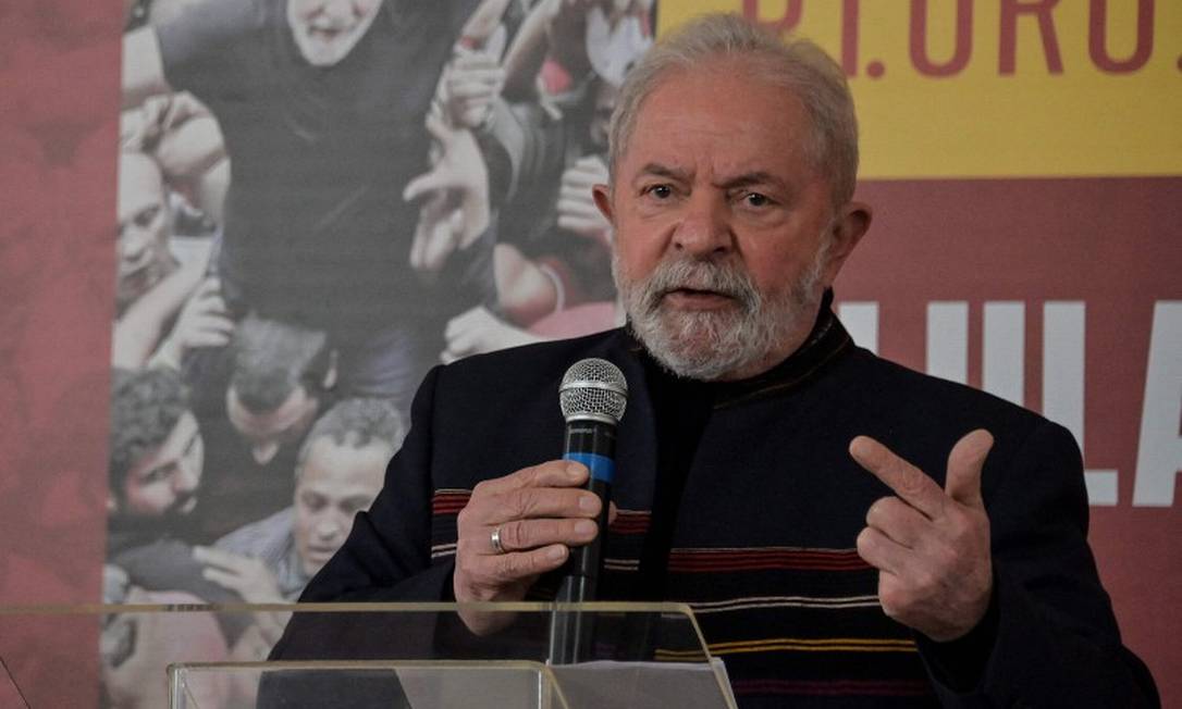O ex-presidente Lula se tornou ficha limpa com a anulação de suas condenações em segunda instância Foto: NELSON ALMEIDA / AFP