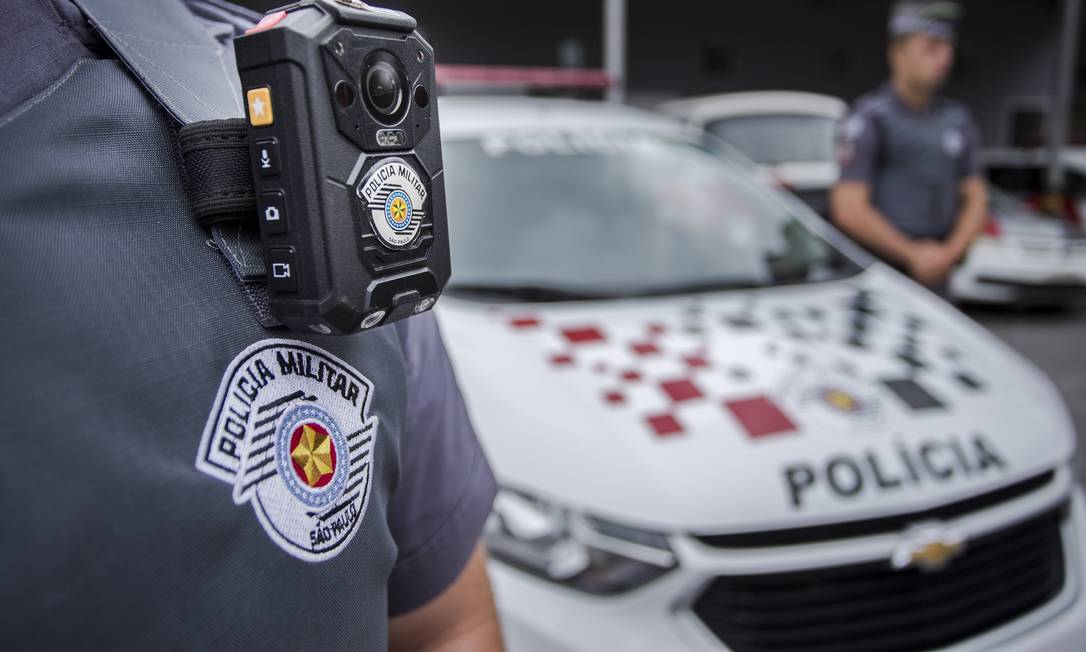 Regulamento proíbe policiais de promoverem atos político-partidários Foto: Edilson Dantas / Agência O Globo