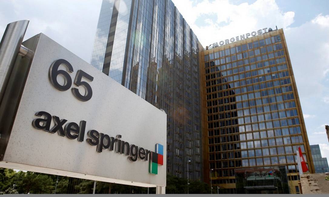 Grupo editorial alemão Axel Springer assinou um acordo para a compra do Político, site de notícias direcionado para a cobertura da política em Washington Foto: Fabrizio Bensch/ 25/07/2013 / REUTERS