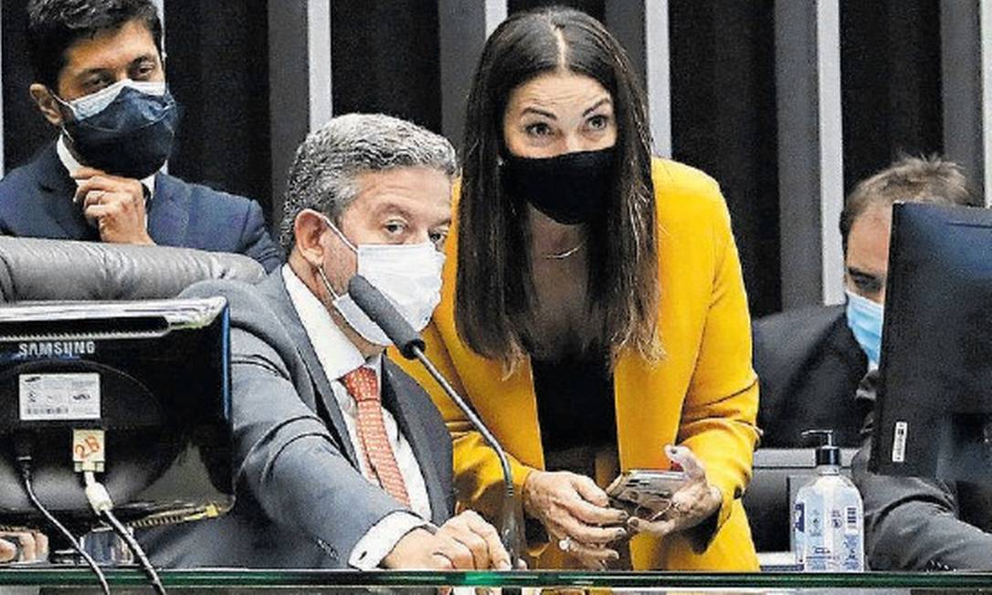 Presidente da Câmara, dep. Arthur Lira (PP - AL) e dep. Margarete Coelho (PP - PI) Foto: Maryanna Oliveira/Câmara dos Deputados