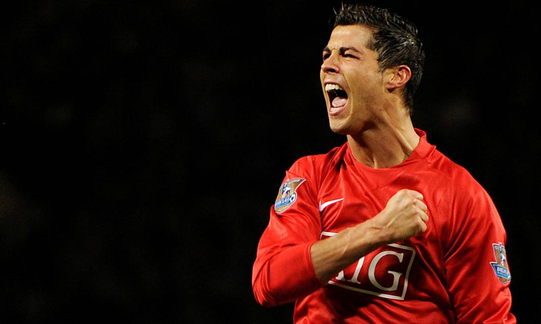 Cristiano Ronaldo acerta retorno ao Manchester United Foto: TOBY MELVILLE / REUTERS