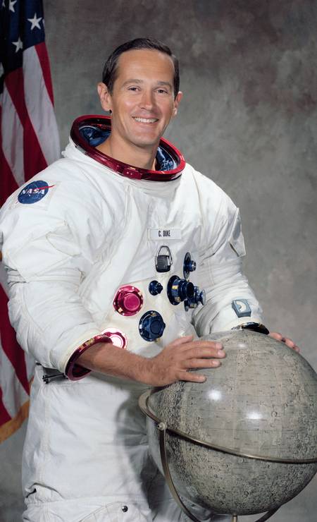 Astronauta Charles Duke participou da missão Apollo 16 aos 36 anos, em 1972, tornando-se a essoa mais jovem a ir à Lua Foto: Divulgação / Space Adventure