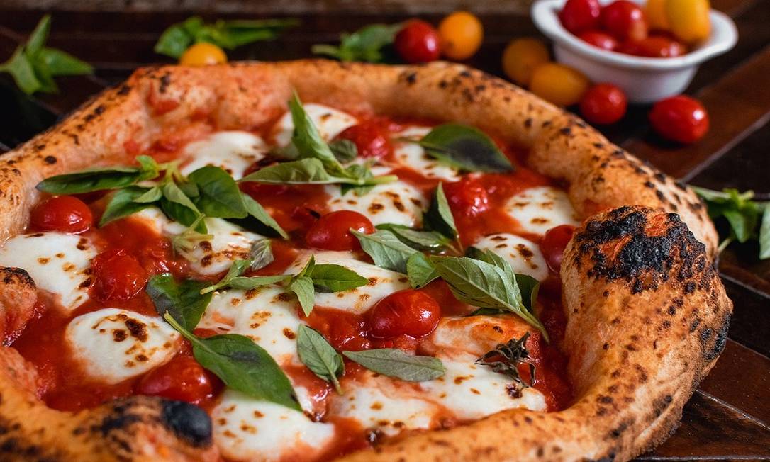 Pizza marguerita: nascida na Itália, a redonda é a comida mais popular do Instagram em todo o mundo Foto: Vantuil Costa / Ella Pizzaria / Divulgação