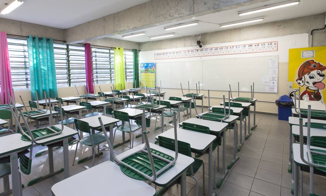 Sala de aula vazia em São Paulo Foto: Edilson Dantas / Agência O Globo