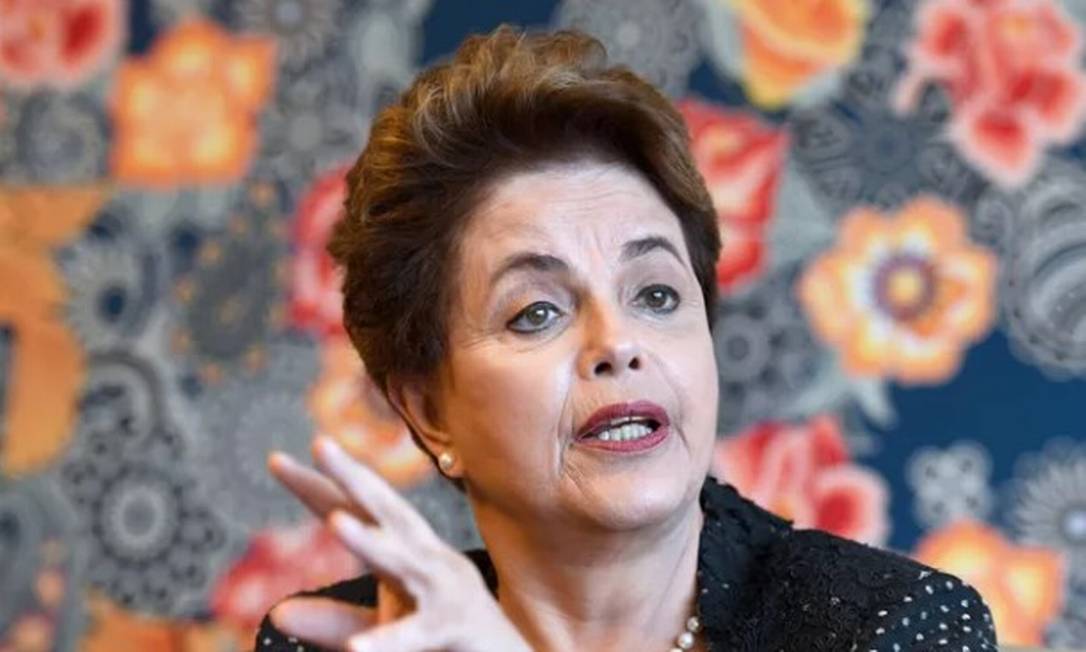 Dilma Rousseff Foto: Avaliação. Uma ala do PT considera que exibir Dilma Rousseff na campanha pode prejudicar a candidatura de Lula / Evaristo Sá | AFP